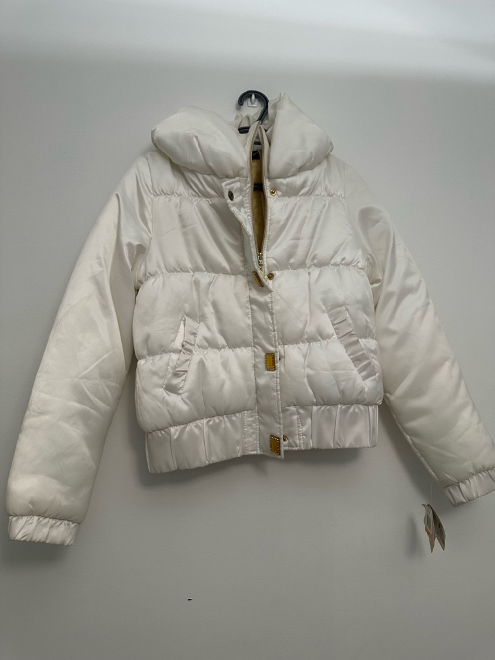 Ladies White Puffer Jacket with Hood